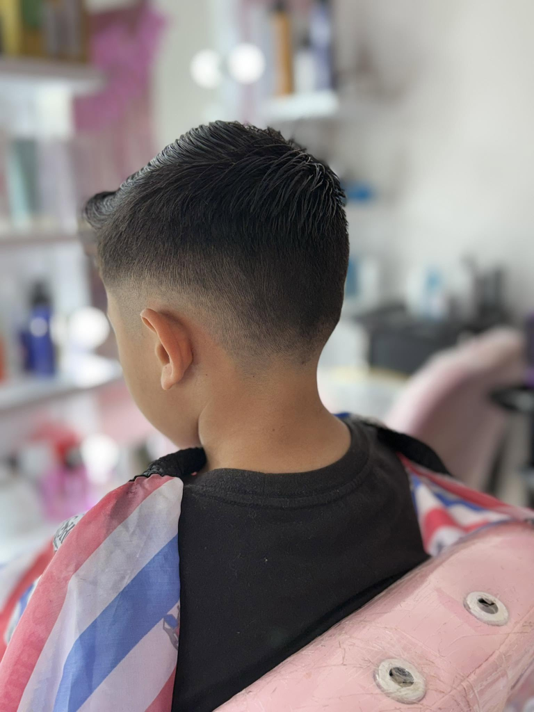 Corte de cabello para niño tipo fade