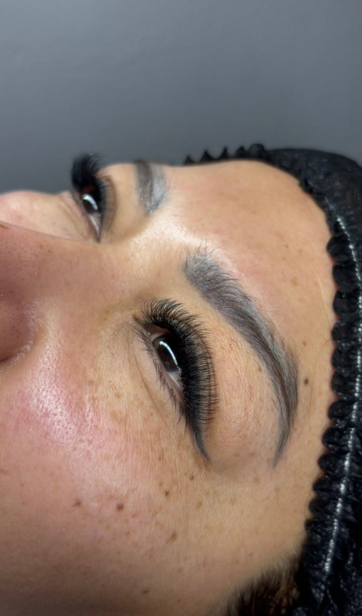 Extensiones de pestañas